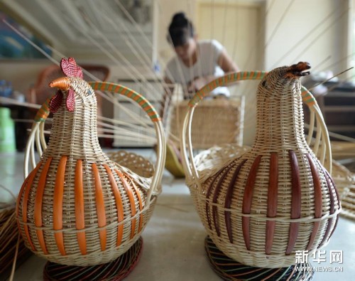 http://m.thaithavorn.com/uploadfile/2014/0714/20140714024516665.jpg