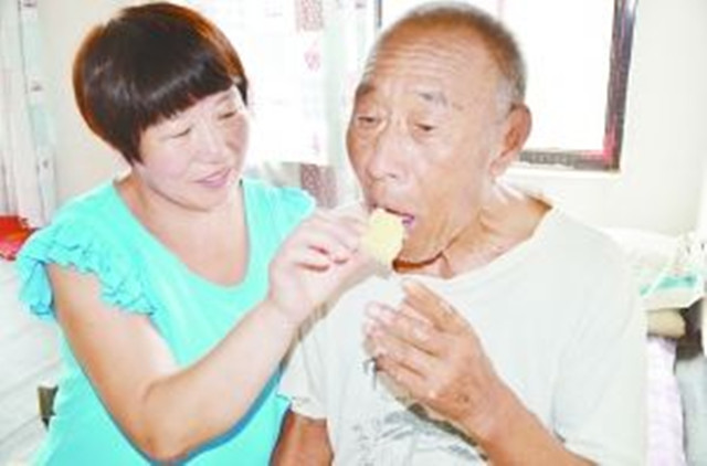 http://m.thaithavorn.com/uploadfile/2014/0731/20140731044857915.jpg