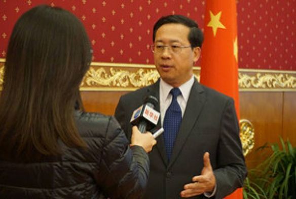 http://m.thaithavorn.com/uploadfile/2014/0826/20140826104549776.jpg