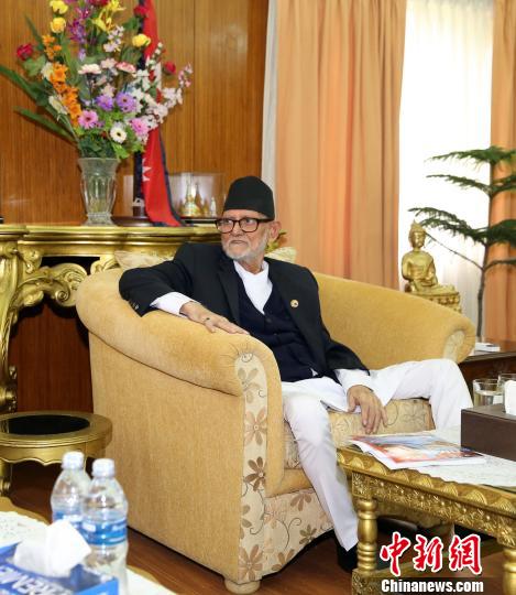 http://m.thaithavorn.com/uploadfile/2014/0827/20140827025052913.jpg