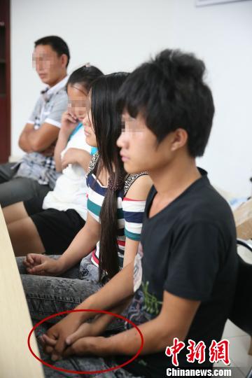 http://m.thaithavorn.com/uploadfile/2014/0901/20140901085437854.jpg