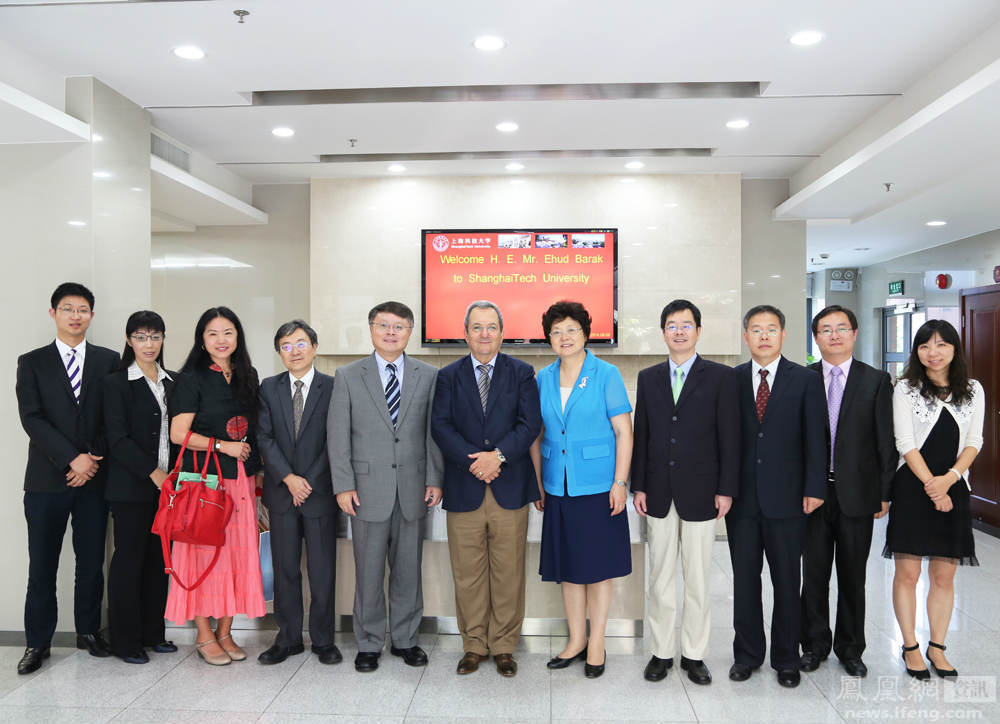 http://m.thaithavorn.com/uploadfile/2014/0911/20140911032216364.jpg