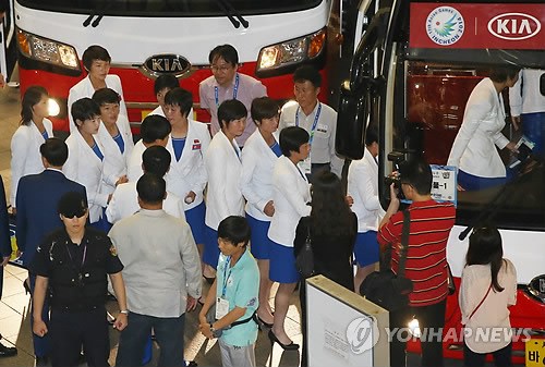 http://m.thaithavorn.com/uploadfile/2014/0912/20140912021135596.jpg
