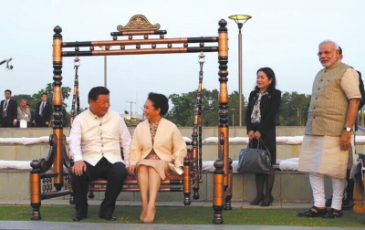 http://m.thaithavorn.com/uploadfile/2014/0919/20140919091121365.jpg