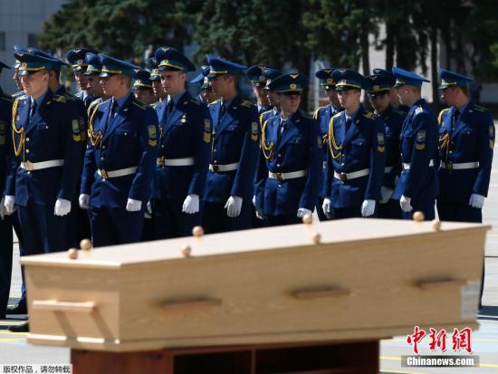 http://m.thaithavorn.com/uploadfile/2014/0919/20140919093034206.jpg