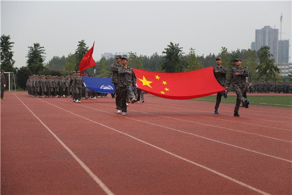 http://m.thaithavorn.com/uploadfile/2014/0922/20140922040755921.jpg