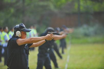 http://m.thaithavorn.com/uploadfile/2014/0922/20140922101146164.jpg