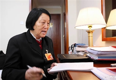 http://m.thaithavorn.com/uploadfile/2014/0922/20140922102728511.jpg