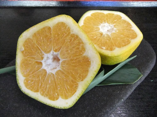 http://m.thaithavorn.com/uploadfile/2015/0107/20150107104857637.jpg