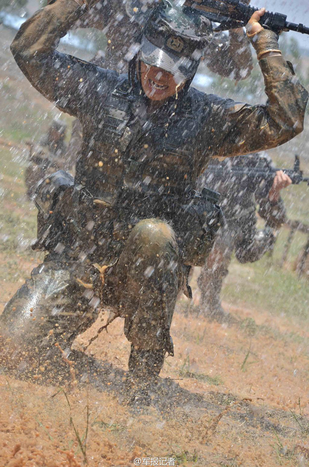 http://m.thaithavorn.com/uploadfile/2015/0506/20150506032224947.jpg