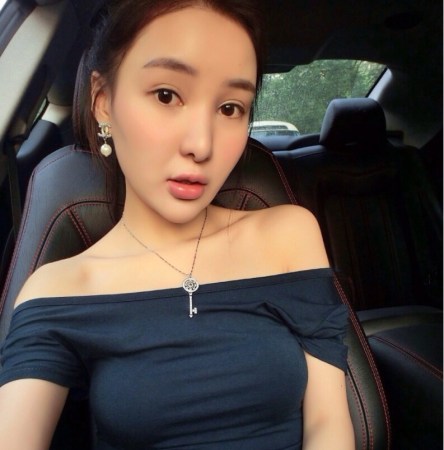 http://m.thaithavorn.com/uploadfile/2015/0522/20150522102856324.jpg