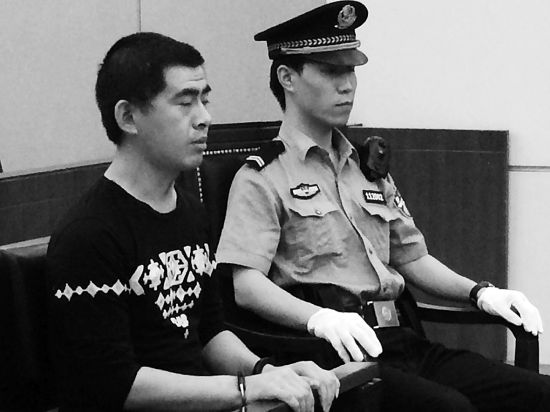 http://m.thaithavorn.com/uploadfile/2015/0618/20150618041120944.jpg
