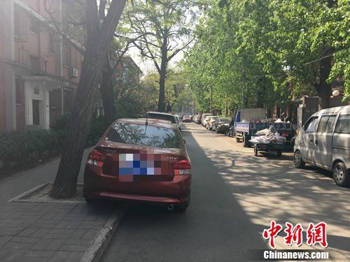 北京擬立法嚴(yán)懲違章停車 能否消弭有“錢”無(wú)恐？